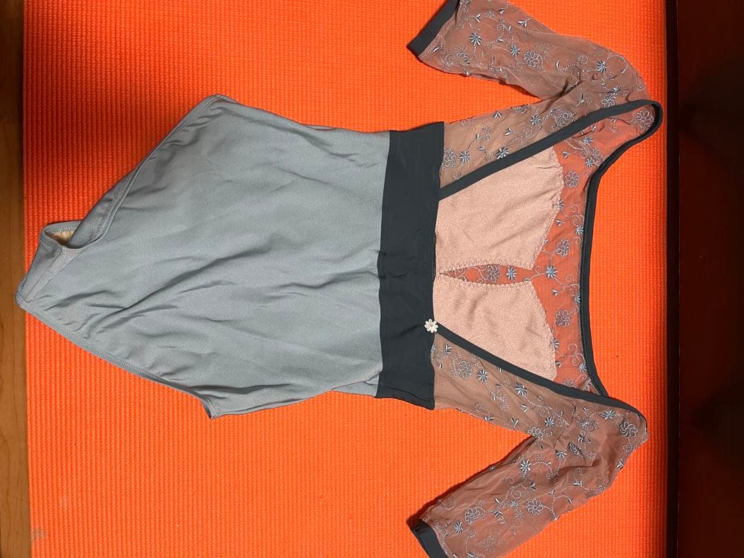 デラロミラノレオタード　M