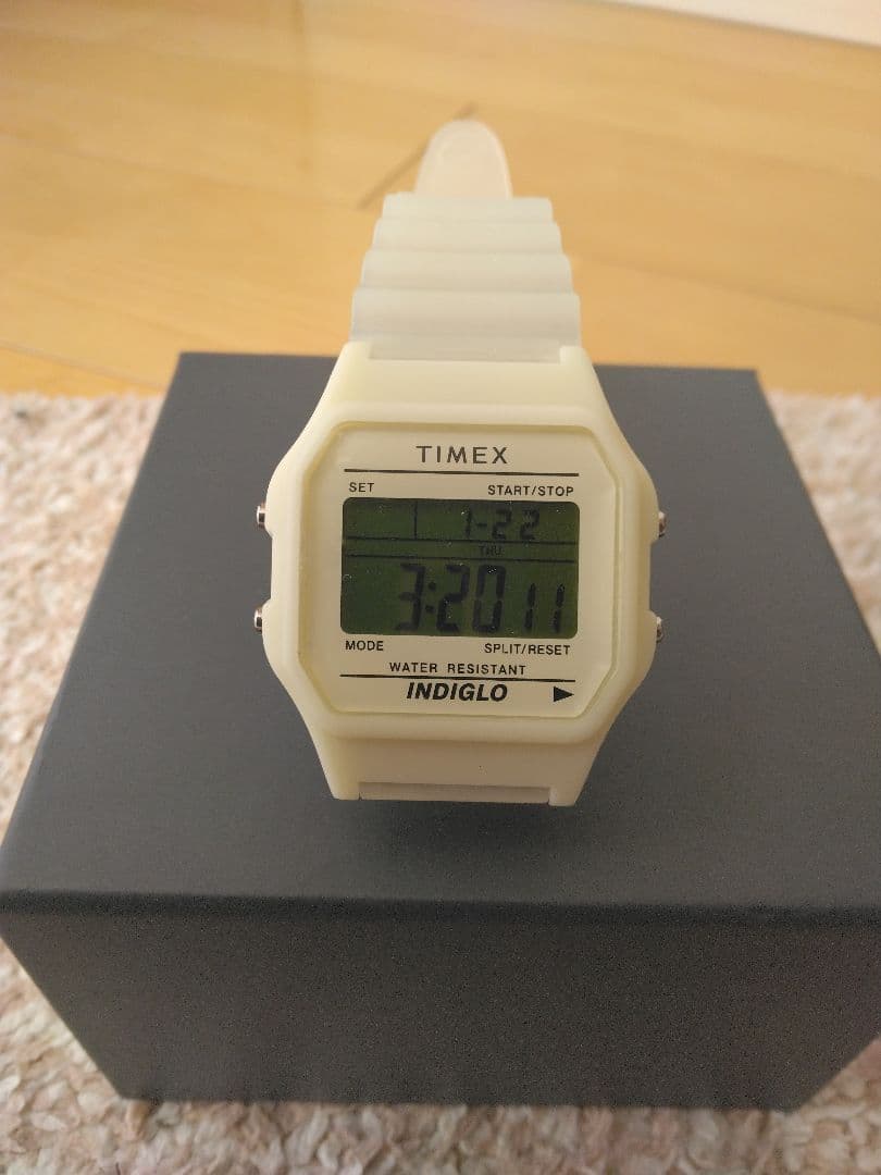 【未使用・美品・説明書付】腕時計Timex タイメックス80 グローインザダーク