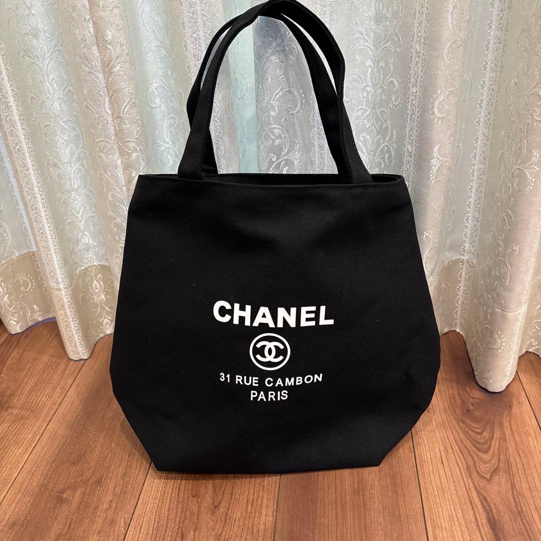 CHANELノベルティトートバッグ　ブラック