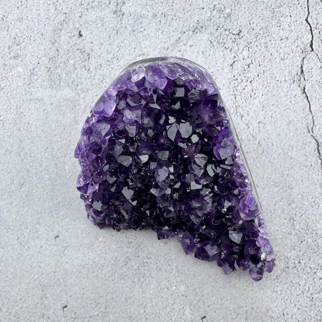 G-179高品質アメジスト クラスター ドーム　ウルグアイ産 高濃度 天然石