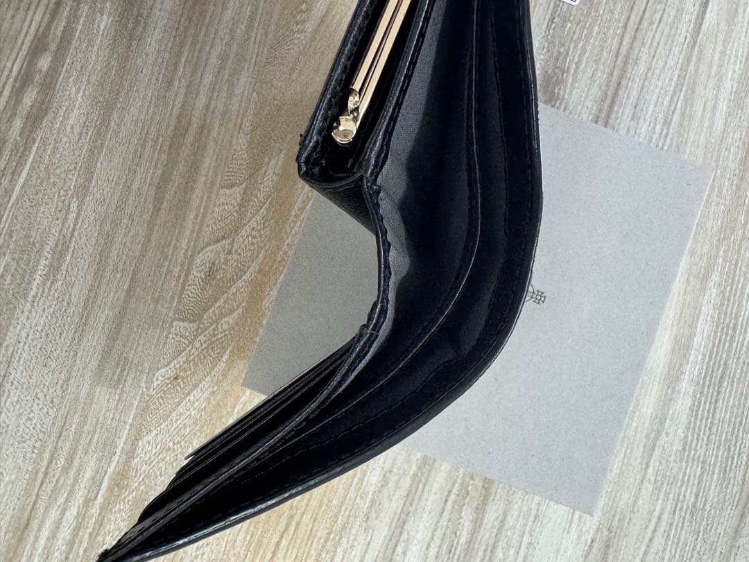 【新品】ヴィヴィアン・ウエストウッド　三つ折り財布 黒