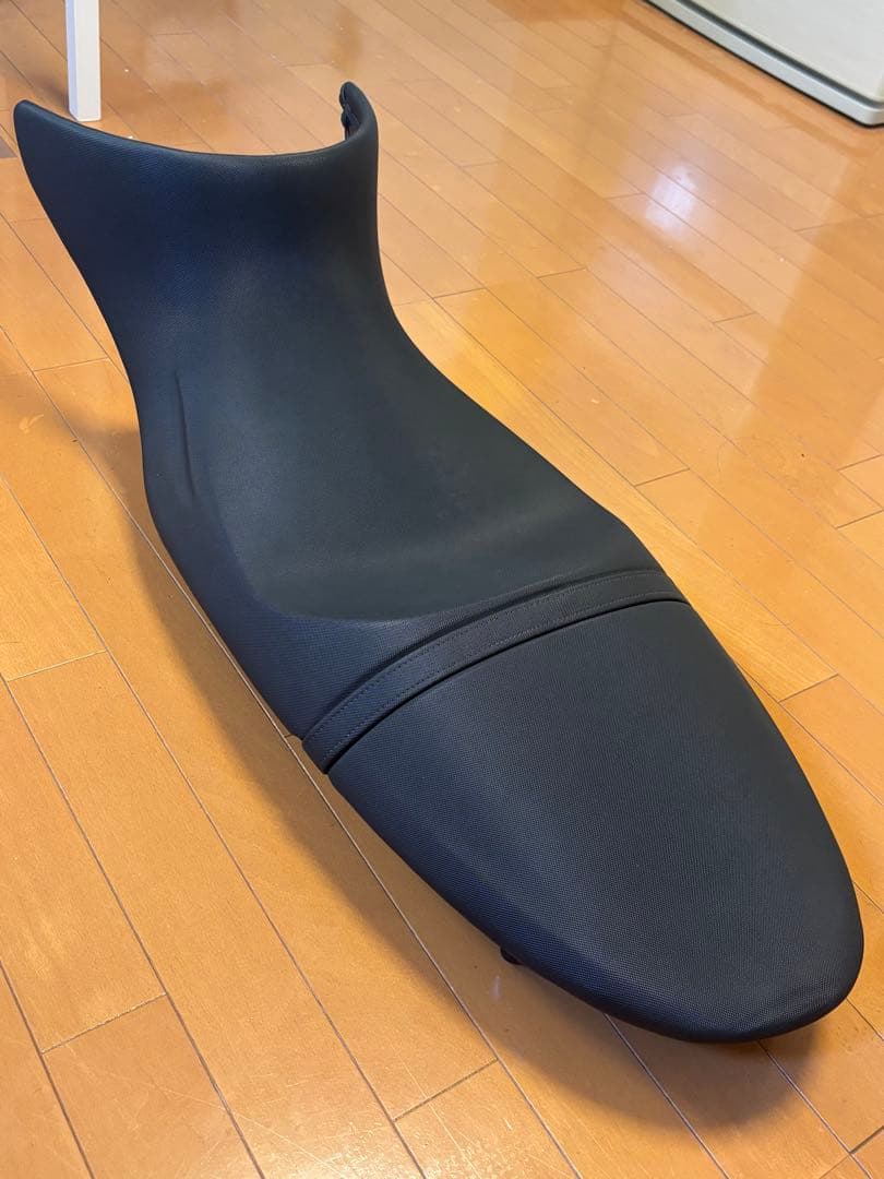 超レア R1200R純正オプションミディアムシート 07-14年空冷用