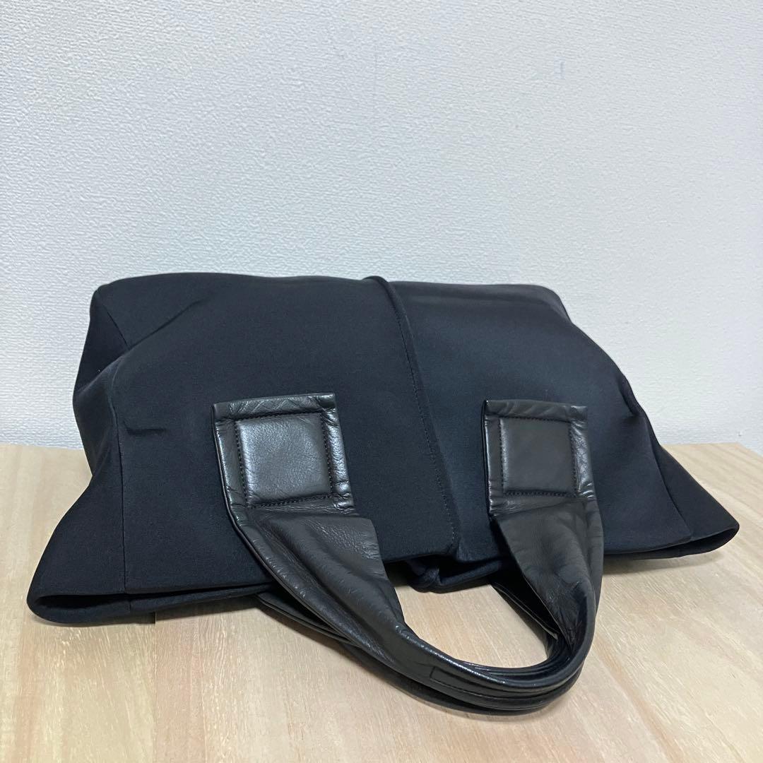 極美品✨kawa-kawa✨カワカワ✨ナイロントート✨黒✨A4✨日本製