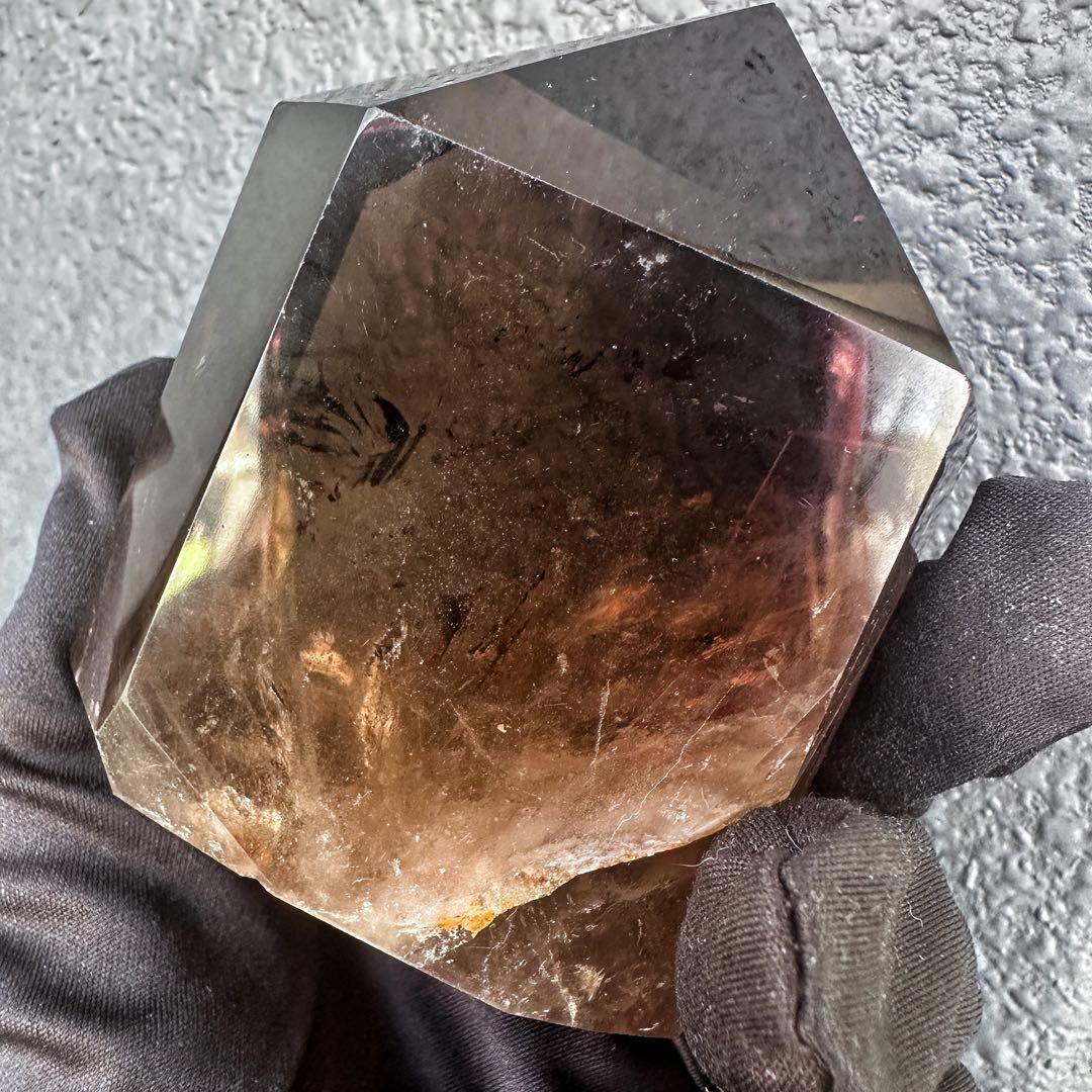 【金運· 魔除 ·浄化】レインボー☆煙水晶スモーキークォーツ六角柱原石A1293