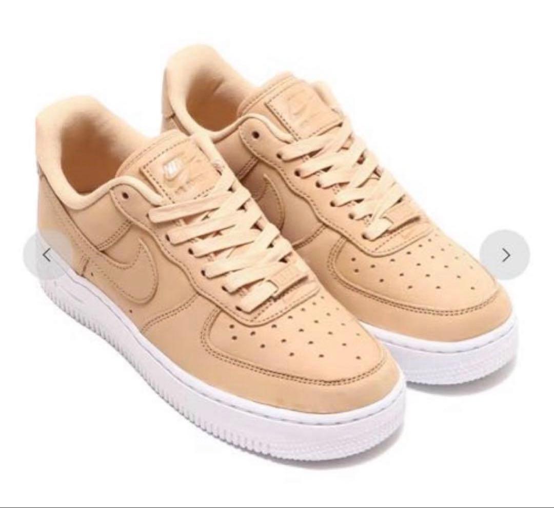 【新品未使用】Nike Air Force 1 ベージュ スニーカー