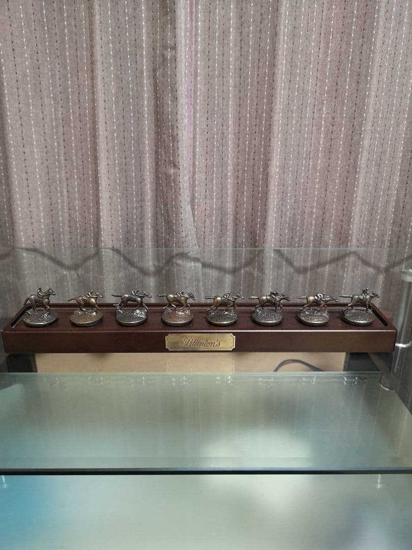 ブラントンBLANTON'S専用台座とキャップ8種類全揃い