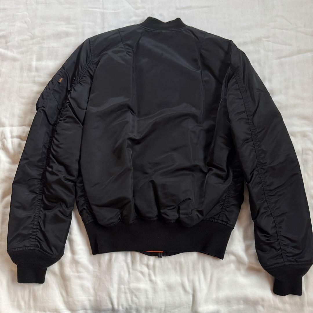ALPHA INDUSRIES MA-1 フライトジャケット●M 20004