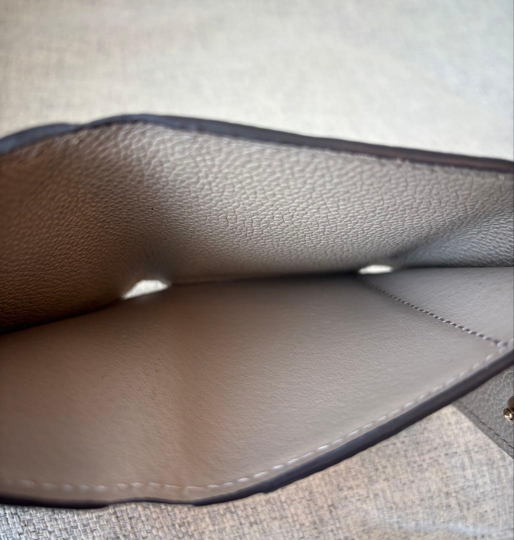 LOUIS VUITTON 三つ折り財布 ポルトフォイユ・ゾエ グレージュ