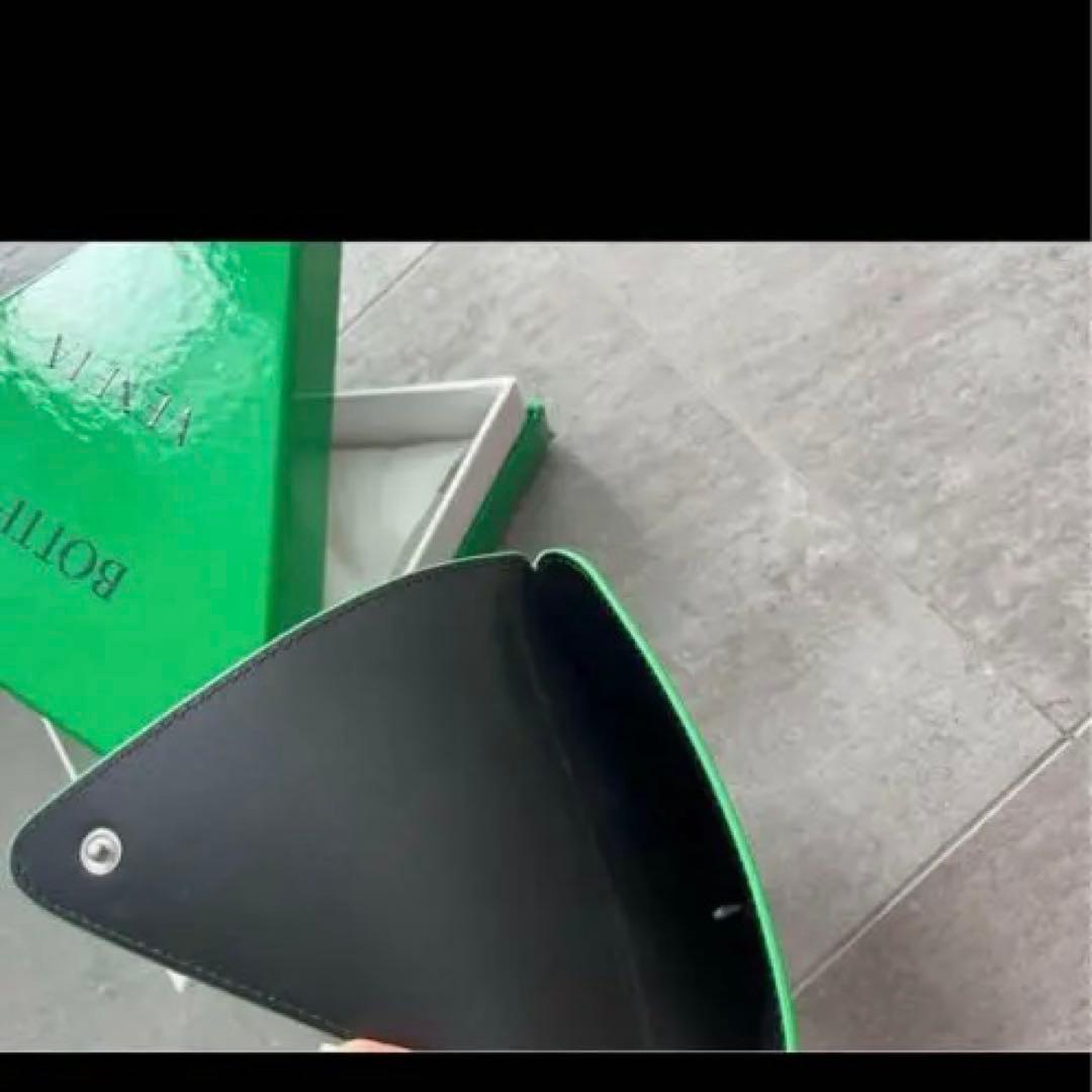 ボッテガヴェネタ　財布　ケース　ポーチ　トライアングル　オシャレ