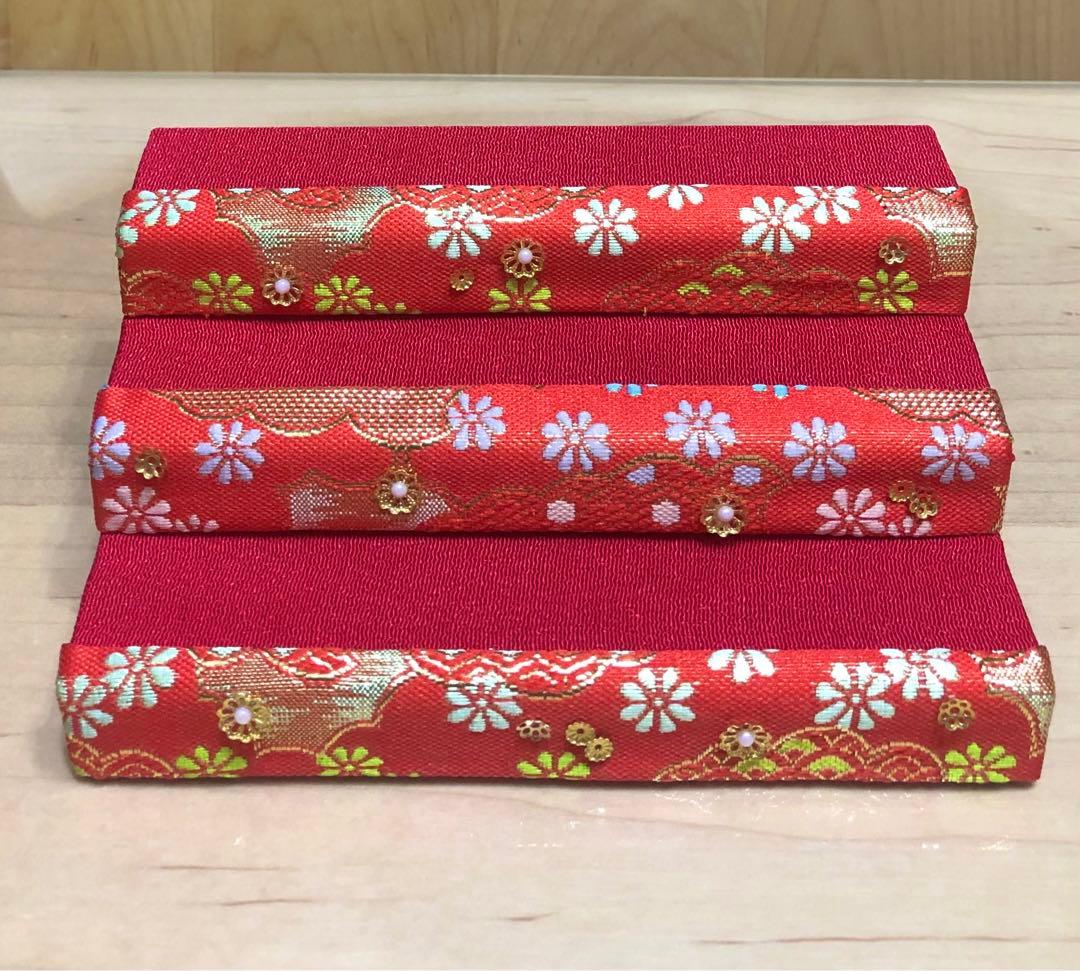 7 お雛様　ひな祭り　ひな壇　赤　三段飾り　ミニオブジェディスプレイ