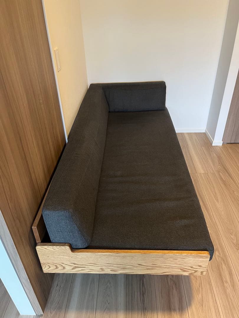 モモナチュラル　デイソファ　3人掛け