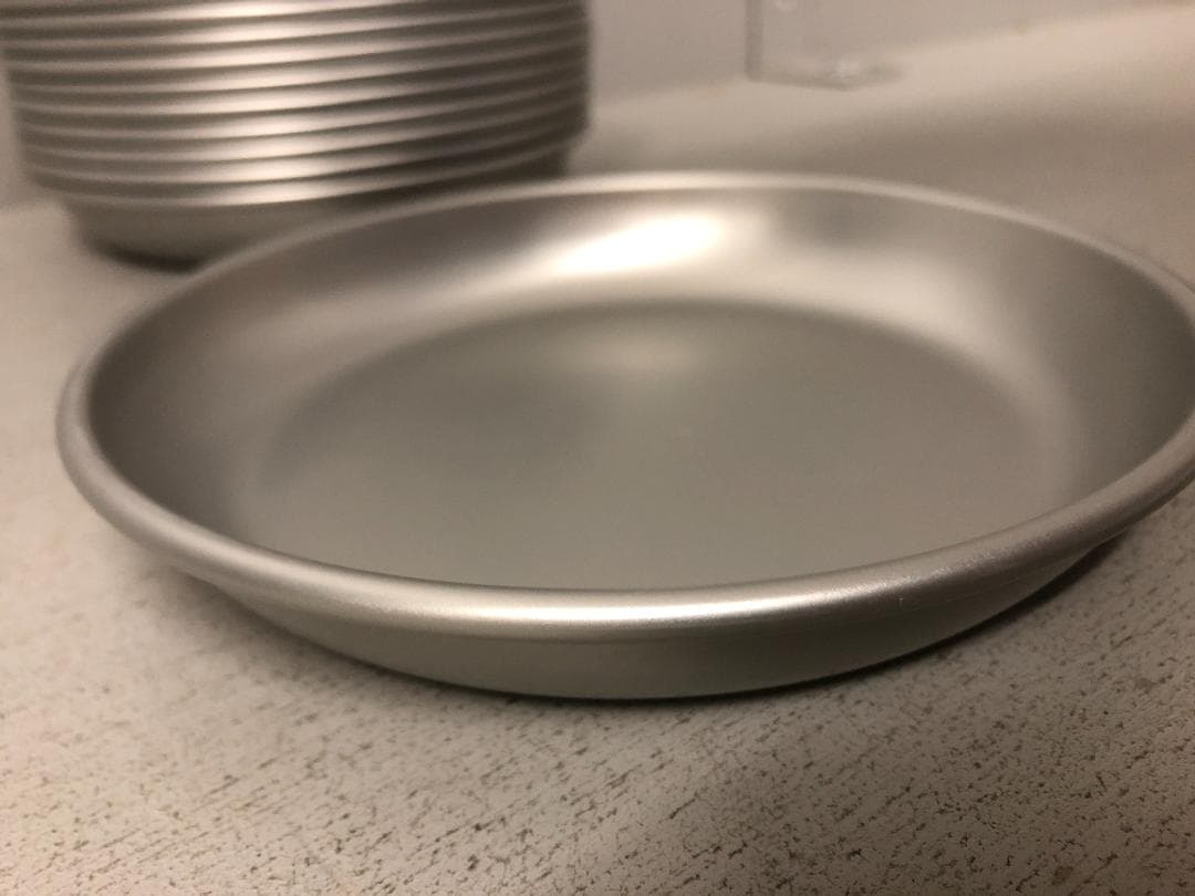 12枚　アカオアルミ　アルマイト　給食用皿　15cm　アルミ皿　丸皿　⑴