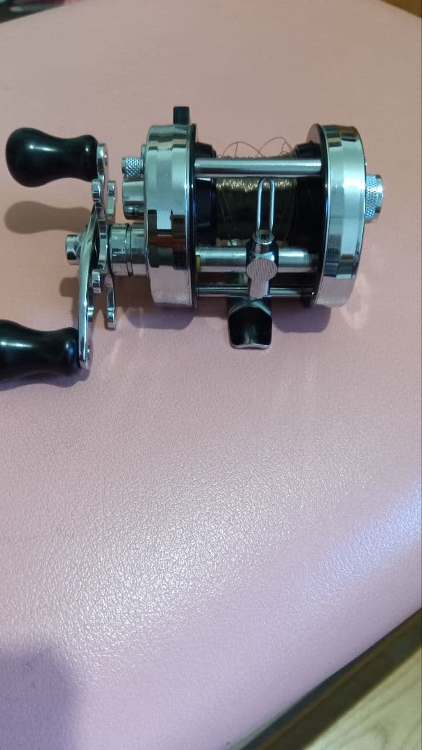 ABU 2500C iarベイトリール シルバー