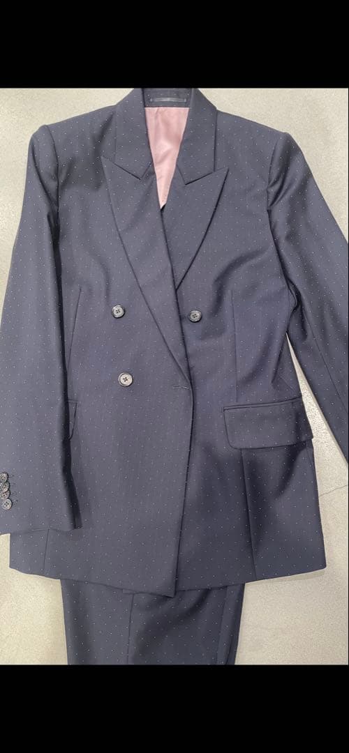 PaulSmithレディース　ドット柄スーツ