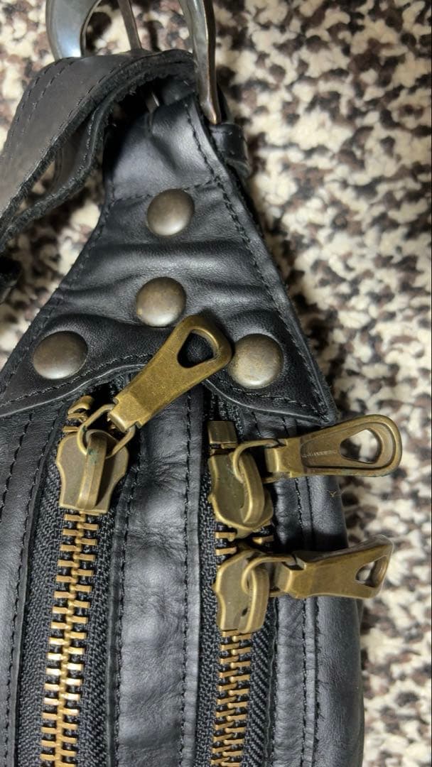 【美品】alfredoBANNISTER レザーショルダーバッグ 三日月バッグ