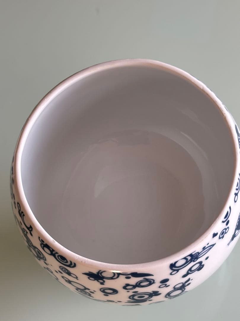 らーさんビヨンヴィンブラッドフラワーポット