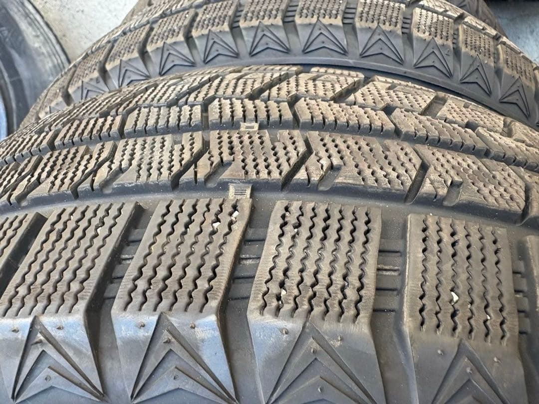 送料無料　245/45R19 スタッドレス　ANTARES GRIP WP 4本