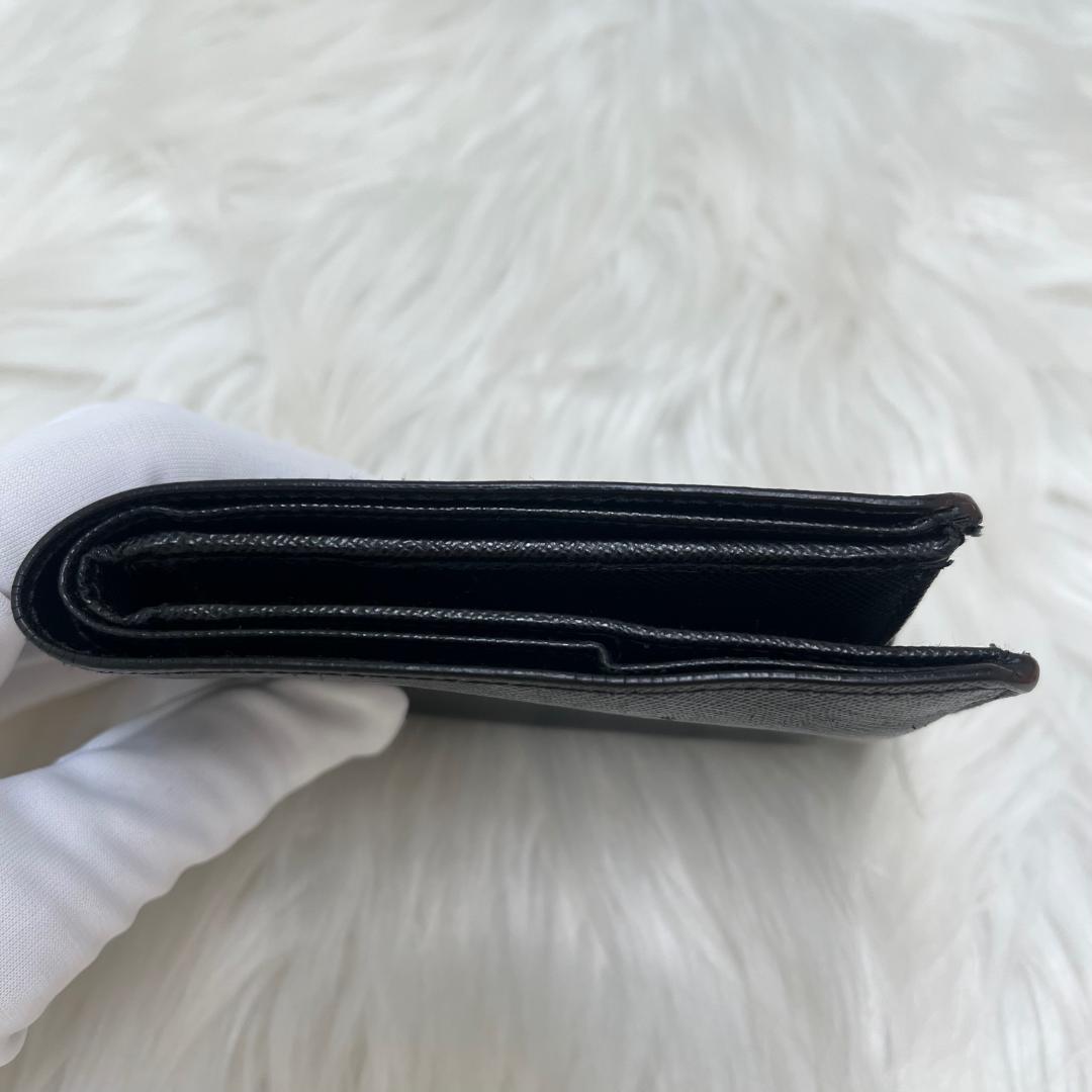 プラダ　PRADA サフィアーノ 二つ折り財布 フィアーノレザー 黒