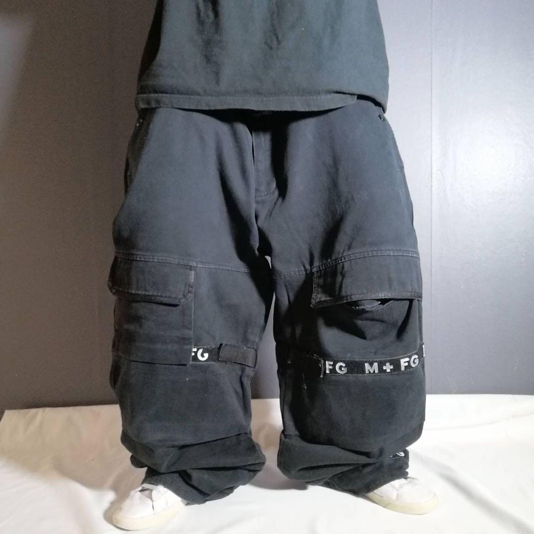 MARITHE FRANCIOS GIRBAUD シャトルパンツ W42 黒