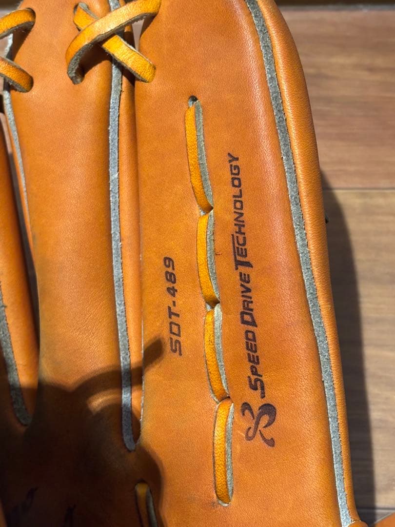 ミズノプロ軟式外野手用グラブ　匿名配送　オレンジ　型付け済み