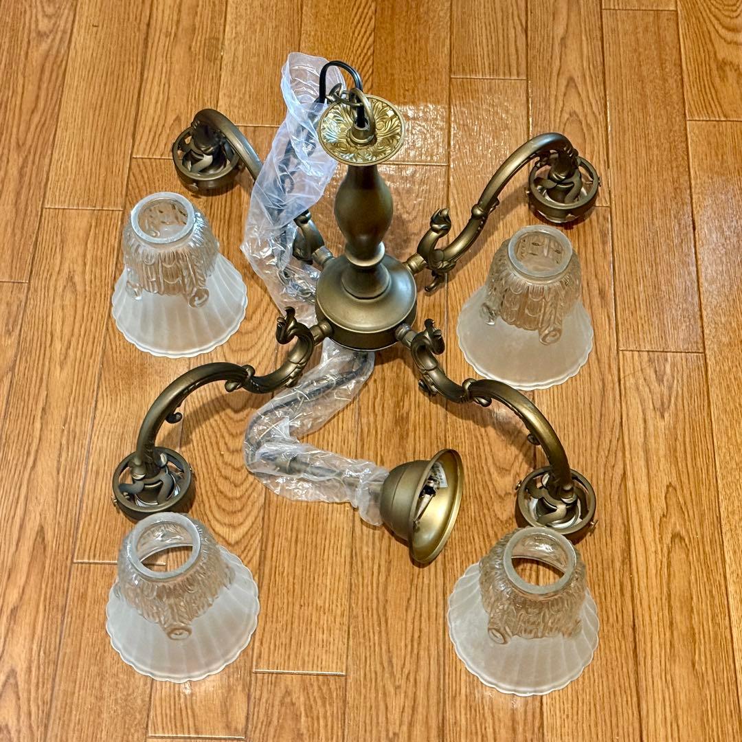 天井照明 ペンダントライト アンティーク レトロ シャンデリア シーリング 4灯