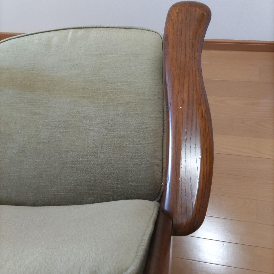 オリーブグリーン デスクチェア 回転式