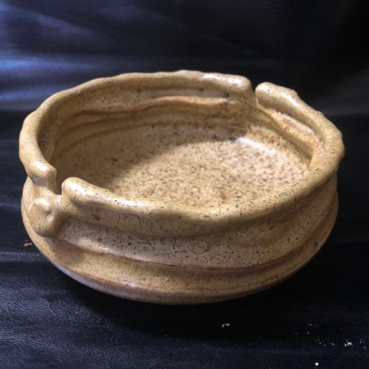 遺品整理◼️蔵のから謎の特大な灰盤？灰皿でしょうか？　名あり、箱あり　共箱　茶道具