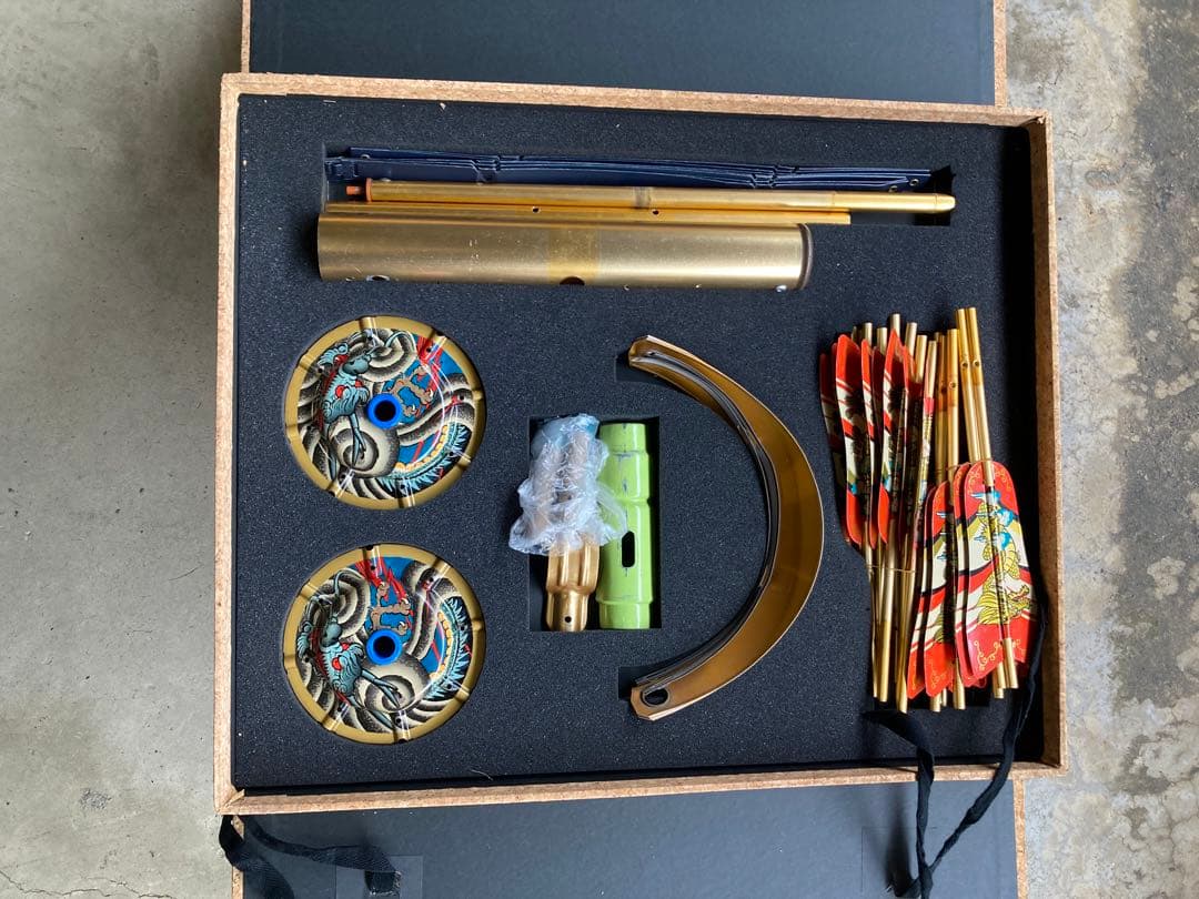 鯉のぼり　大家族7点　山本寛斎監修作　はねぼう　12mポールセット（一部品無し）