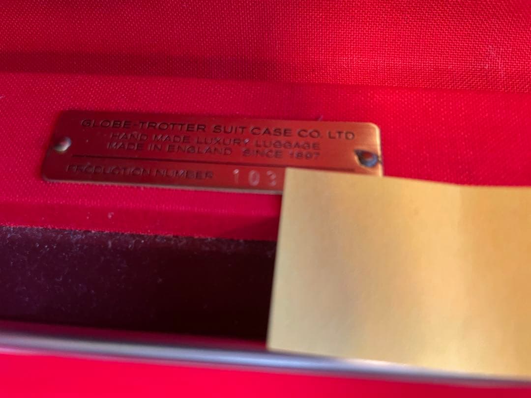 グローブトロッター　キャリーケース　トロリー 33インチ　センテナリー　レッド