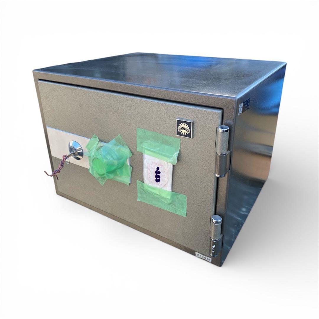 コクヨ 金庫 レトロ 耐火庫 暗証番号・鍵・引出し付 耐火金庫 ma146