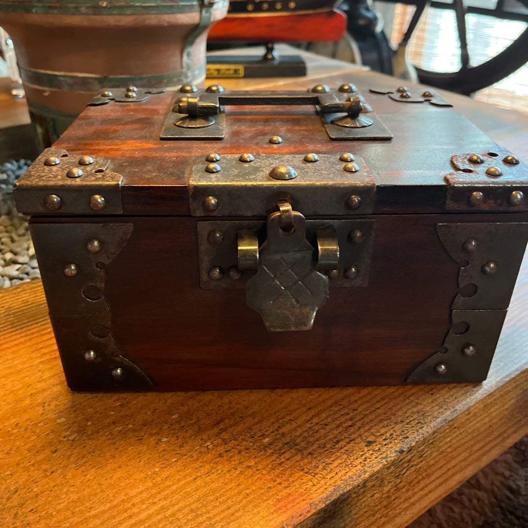 アンティーク千両箱