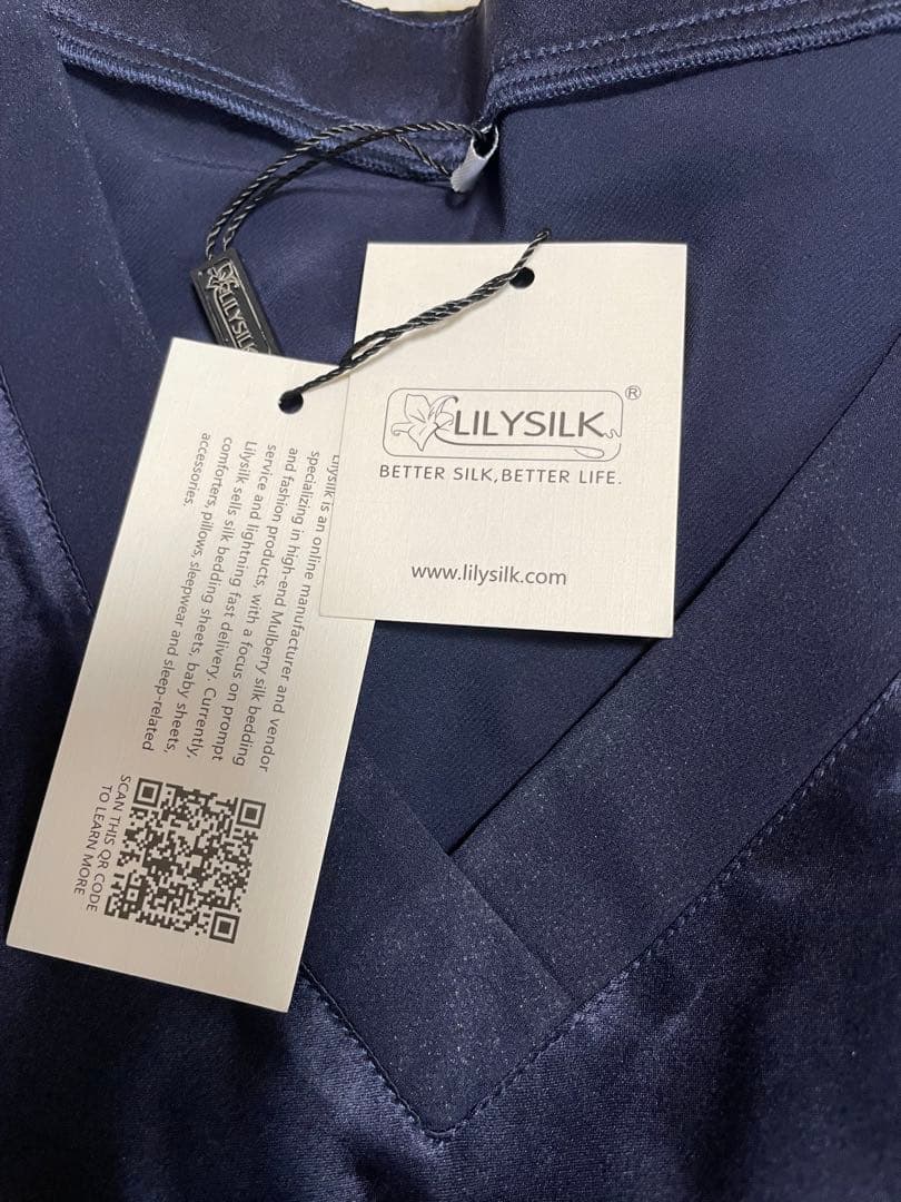 LILYSILK リリーシルク　レディースシルク パジャマM 未使用　タグ付き