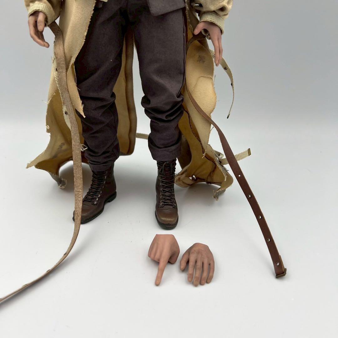 ホットトイズ　1/6　フィギュア　バットマン　ダークナイト　鬼バットマン