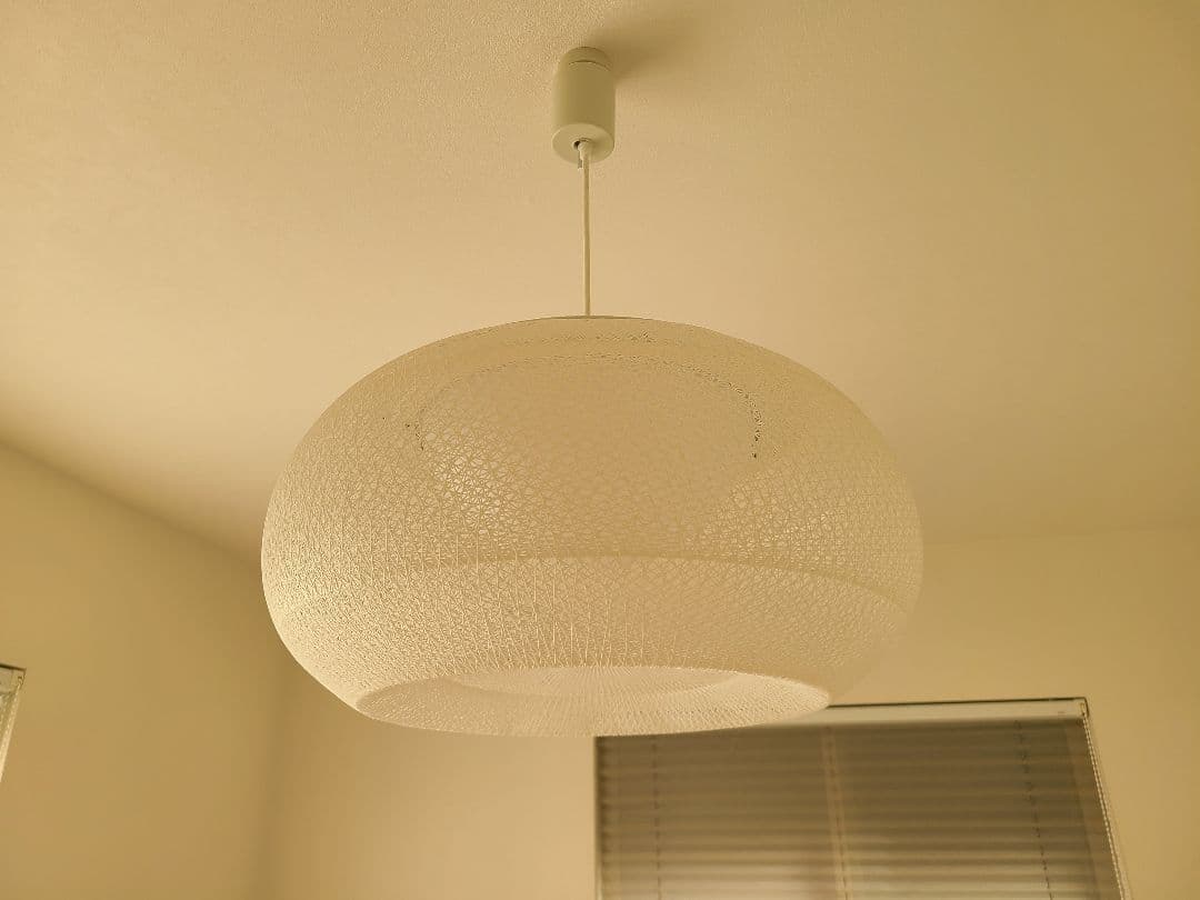 ホワイト円形シーリングライト