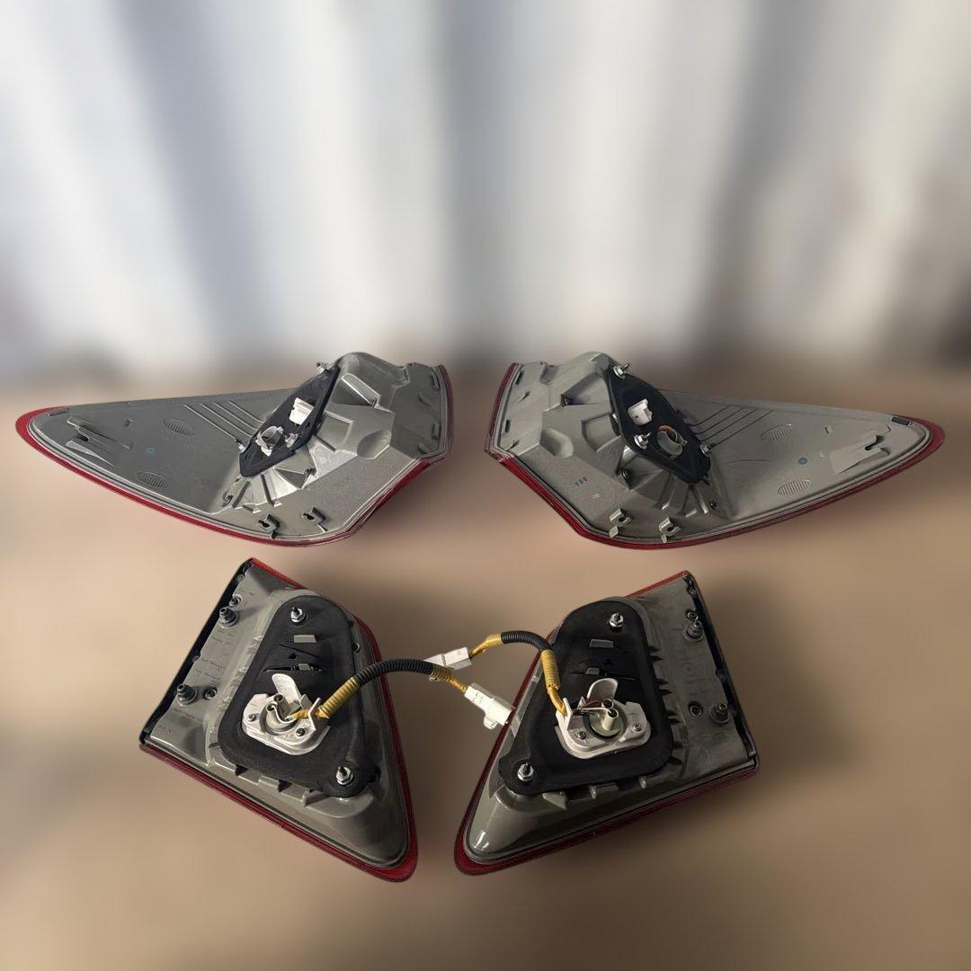 GRS200系クラウンアスリート テールランプセット