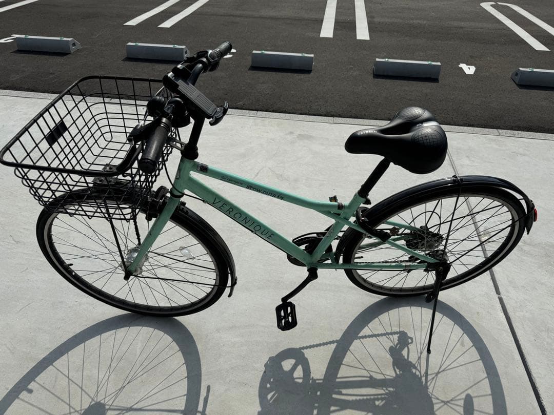 【直接引き取り限定】カゴ付きクロスバイク自転車27インチ6段変速