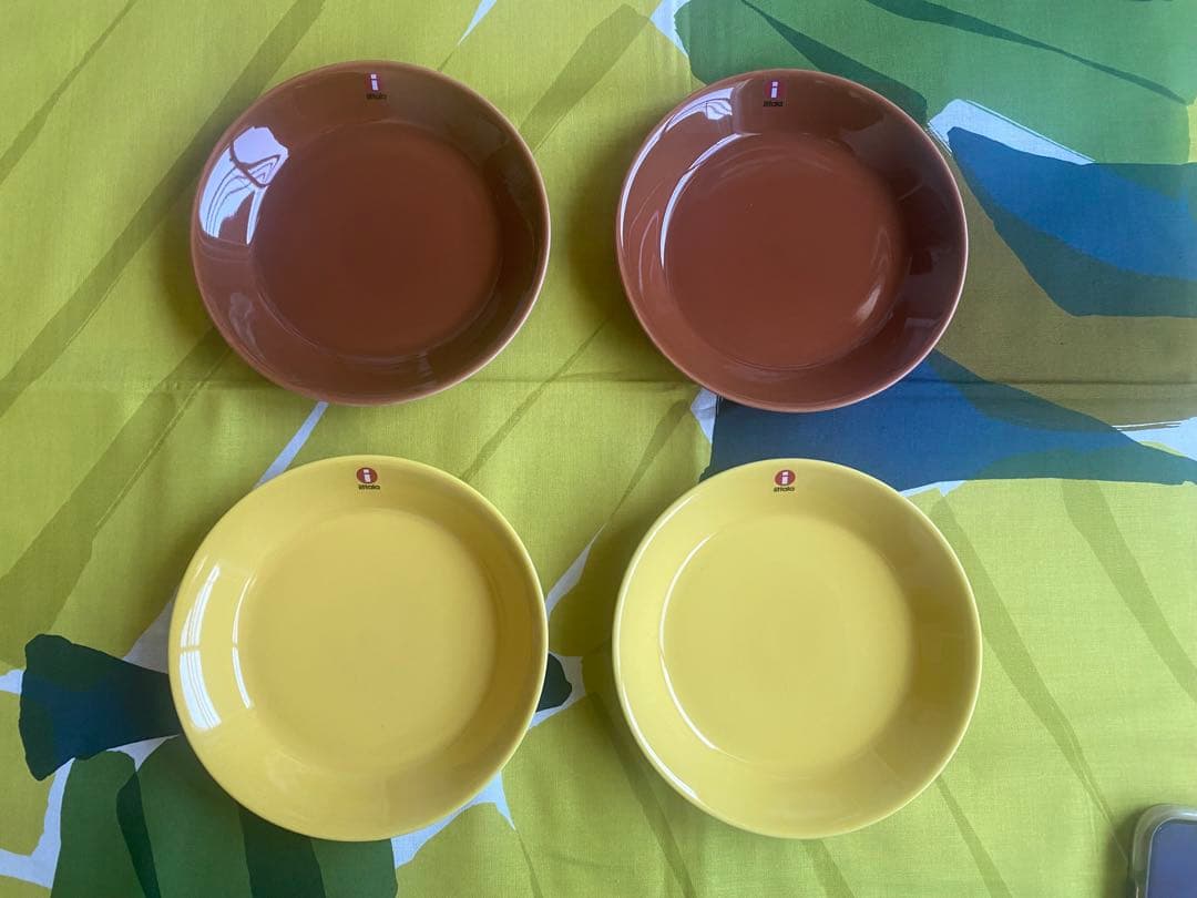 イッタラ　ティーマ　15cmプレート　ブラウン・ハニー　各２枚