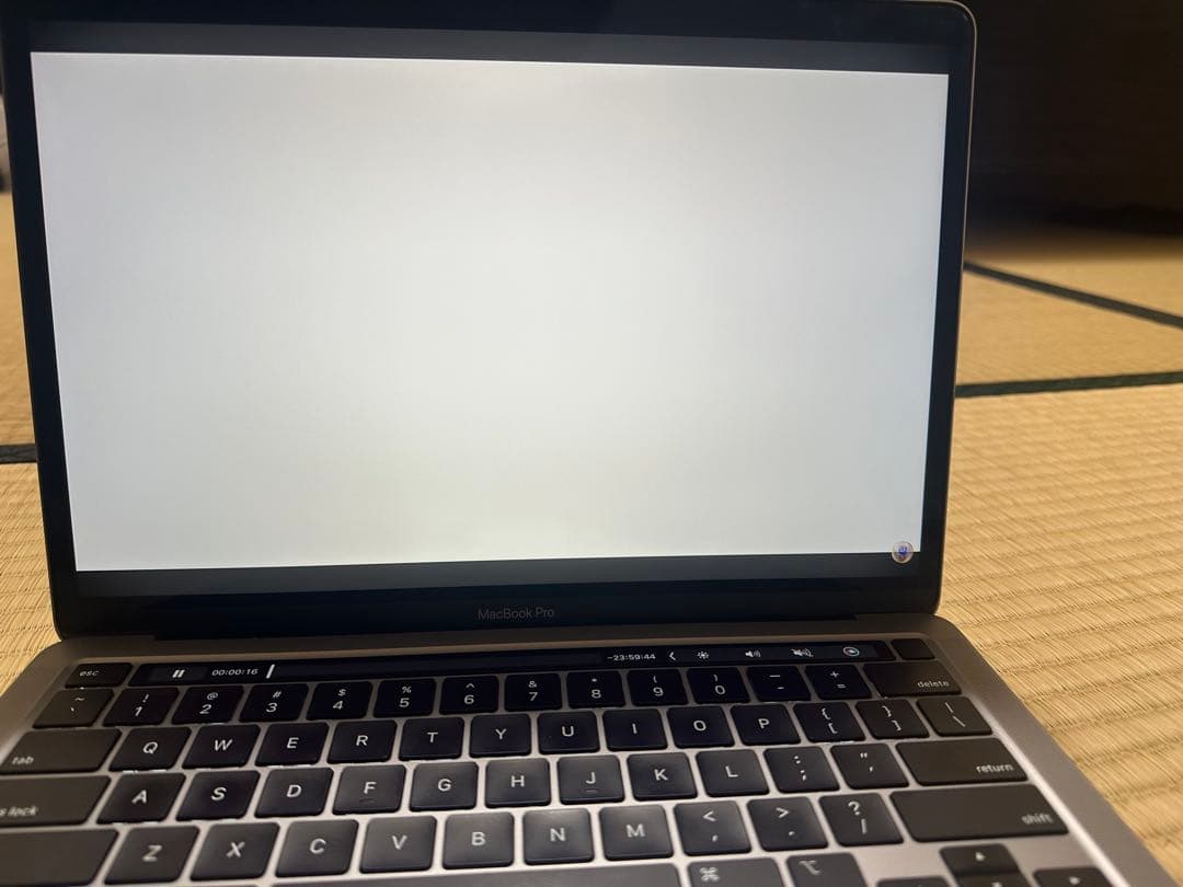 Macbook pro 2020 13イン 専用米倉和希