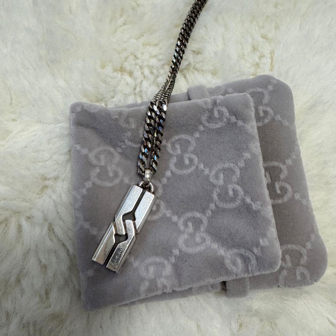 GUCCI シルバーネックレス