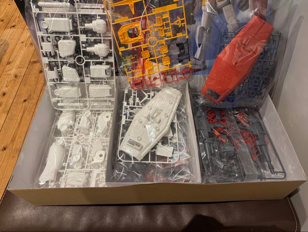 シフォンBANDAI GUNDAM 1/48 MEGAサイズプラモデル