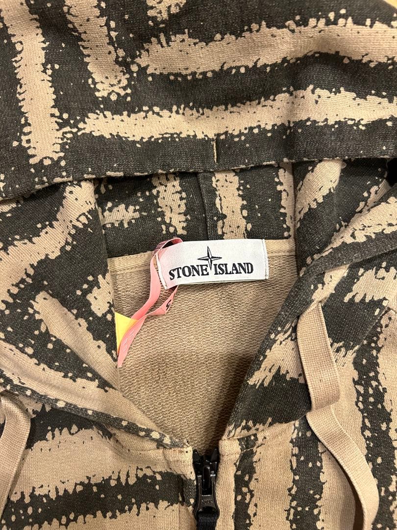 STONE  パーカー