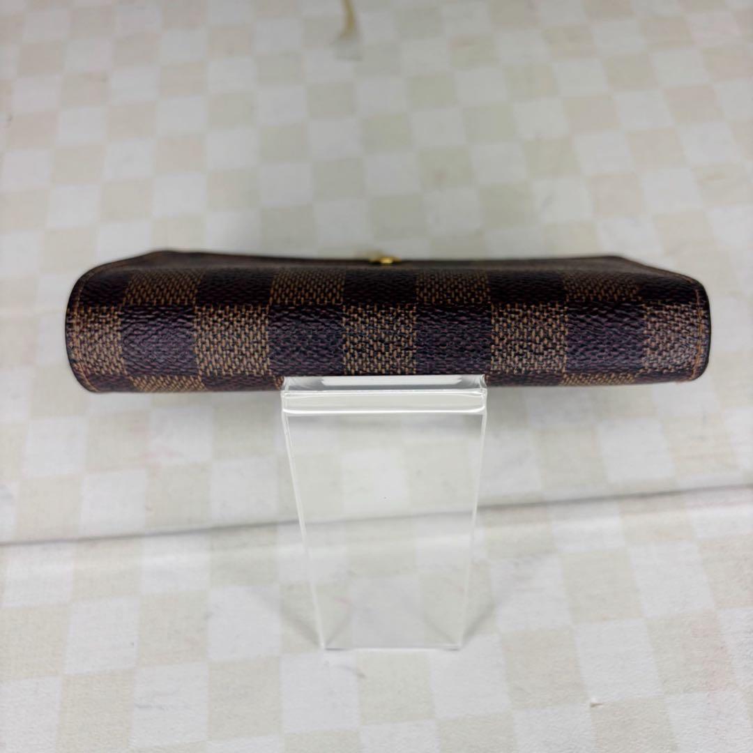 美品　LOUIS VUITTON ルイヴィトン　財布　二つ折り　M05