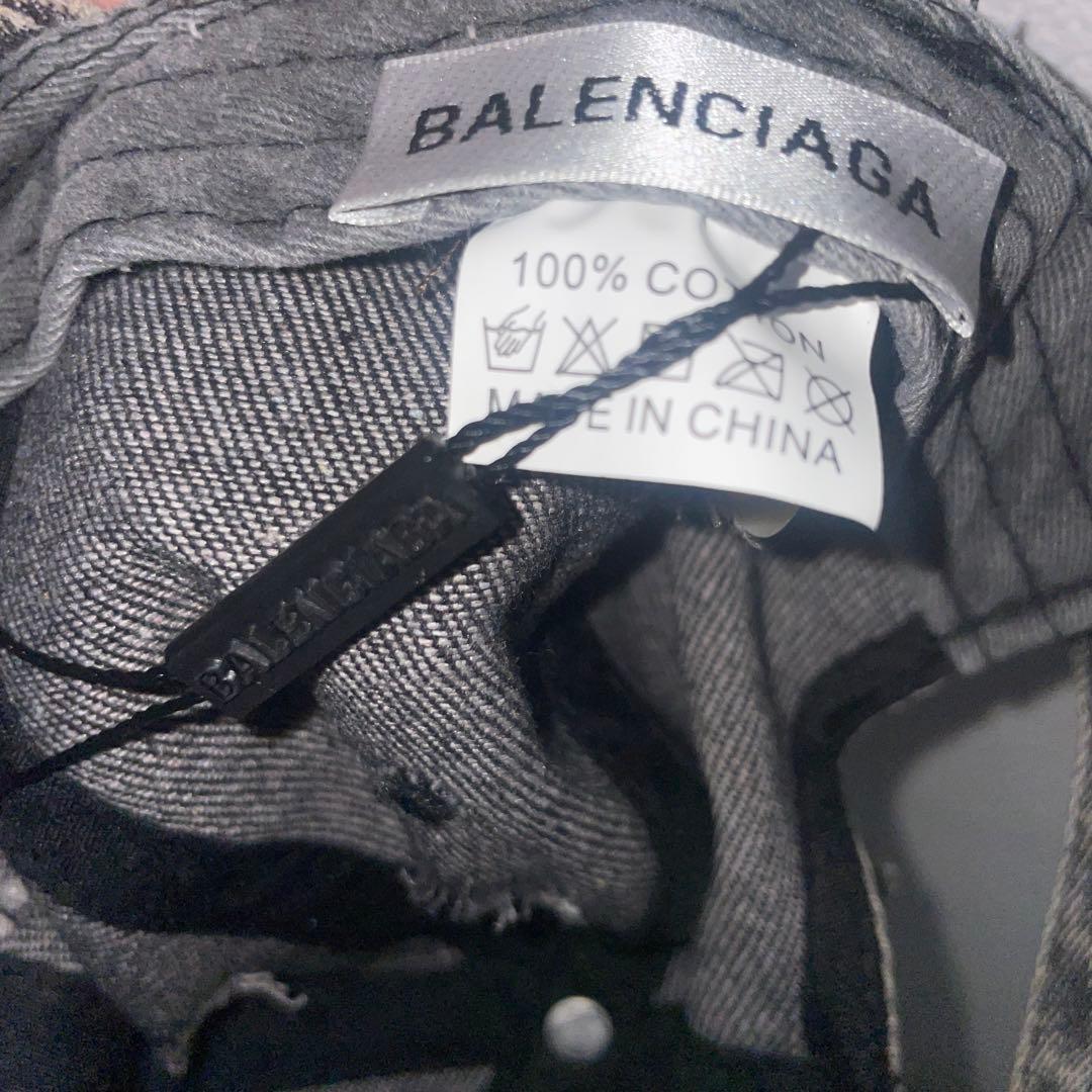 BALENCIAGA ダメージ加工 ベースボールキャップ