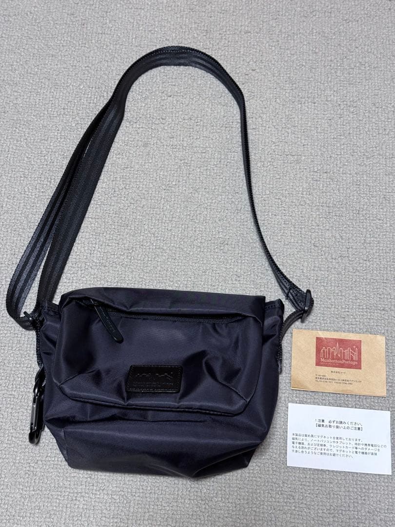 マンハッタンポーテージ　ブラックレーベル　メッセンジャーバッグ　ショルダー