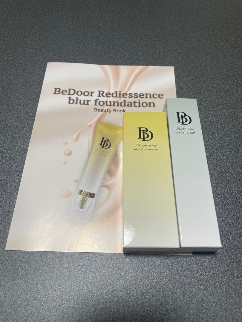 ビドアー レイディエッセンス ブラーファンデーション&パーフェクトクリーム