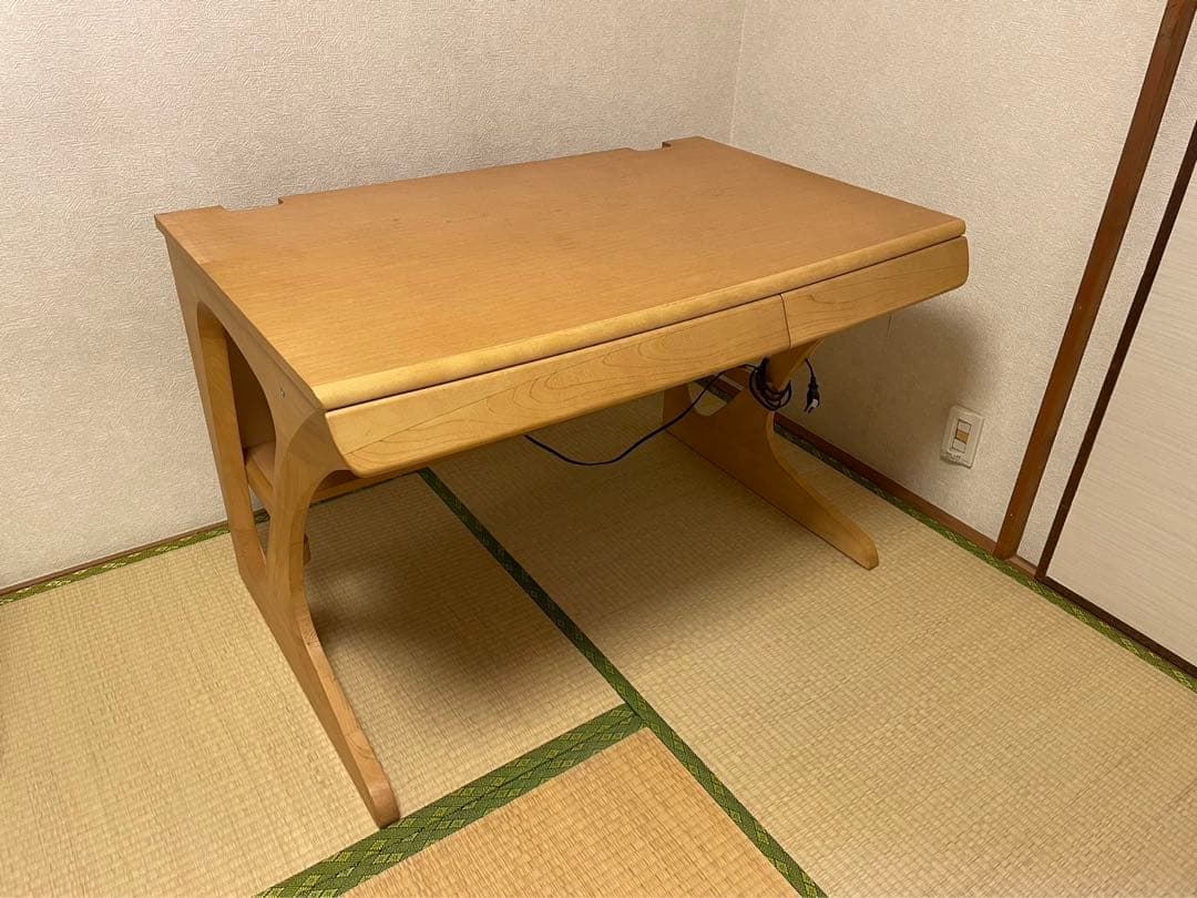 ❶カリモク家具 学習机 机のみ