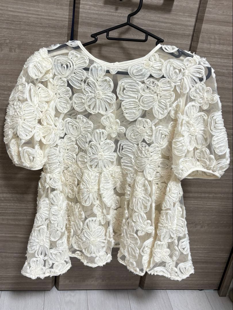 【未使用】ORGUE Flower embroidery blouse
