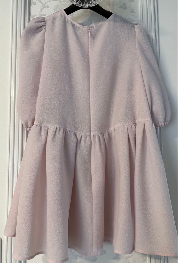 新品未使用Aveniretoileシフォンブラウス　サイズ38