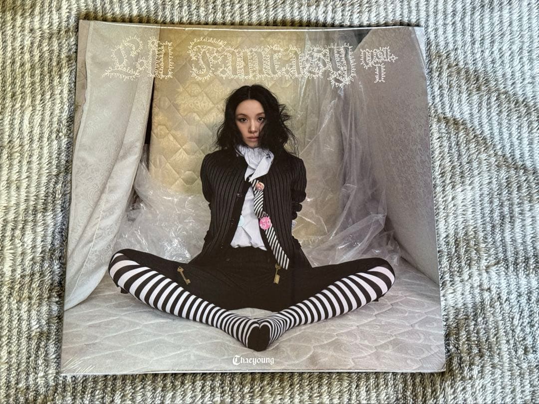 アメリカ限定TWICEチェヨン LIL FANTASY Vol.1 LPレコード