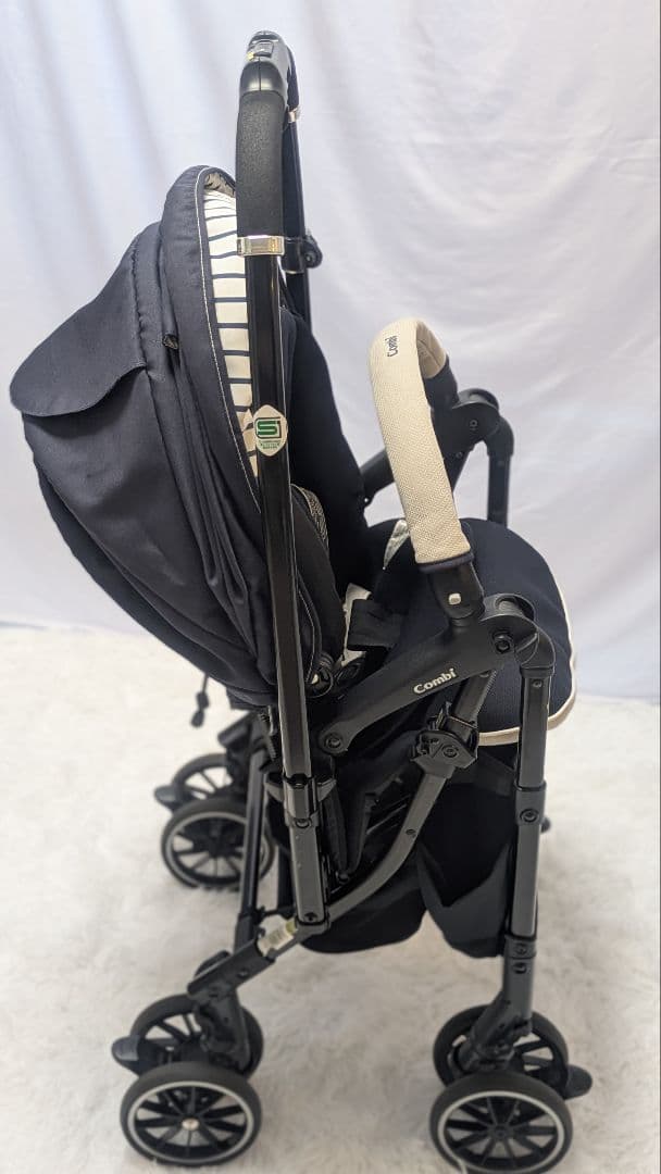 コンビ CWLメチャカルハンディオート4キャス エッグショックHG ベビーカー